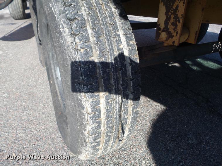 image for item DC7380 2003 Dinkmar CRT leaf vacuum