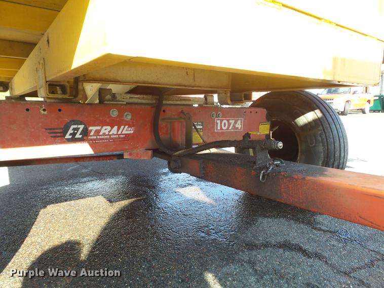 image for item DC7380 2003 Dinkmar CRT leaf vacuum