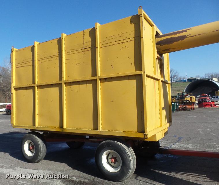 image for item DC7380 2003 Dinkmar CRT leaf vacuum