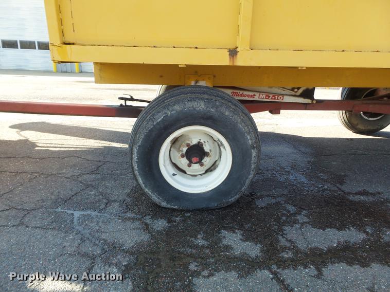 image for item DC7380 2003 Dinkmar CRT leaf vacuum