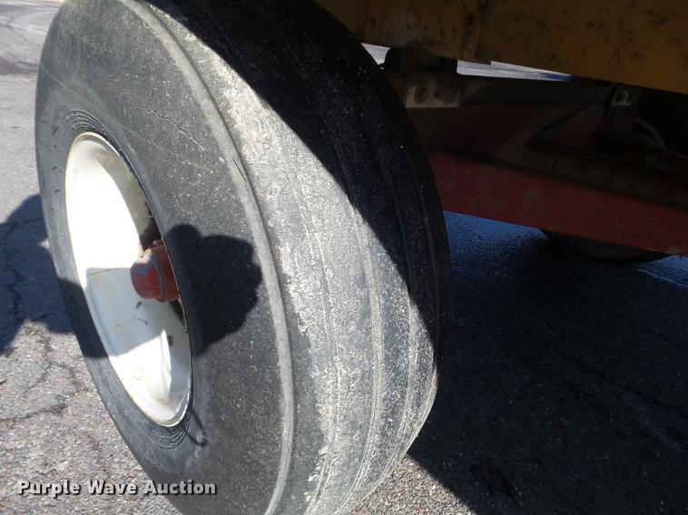 image for item DC7380 2003 Dinkmar CRT leaf vacuum