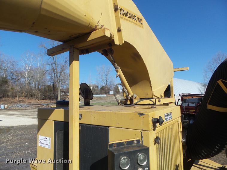 image for item DC7381 2003 Dinkmar CRT leaf vacuum