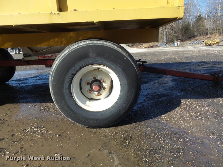 image for item DC7381 2003 Dinkmar CRT leaf vacuum