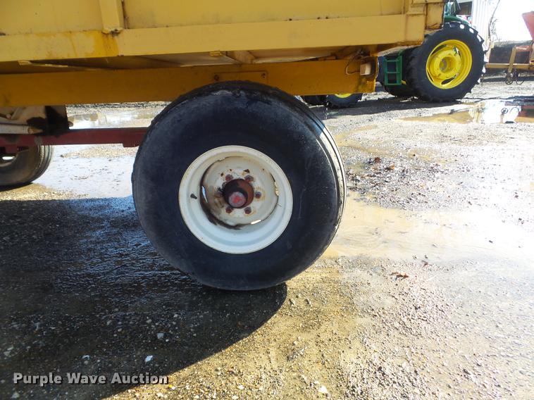 image for item DC7381 2003 Dinkmar CRT leaf vacuum