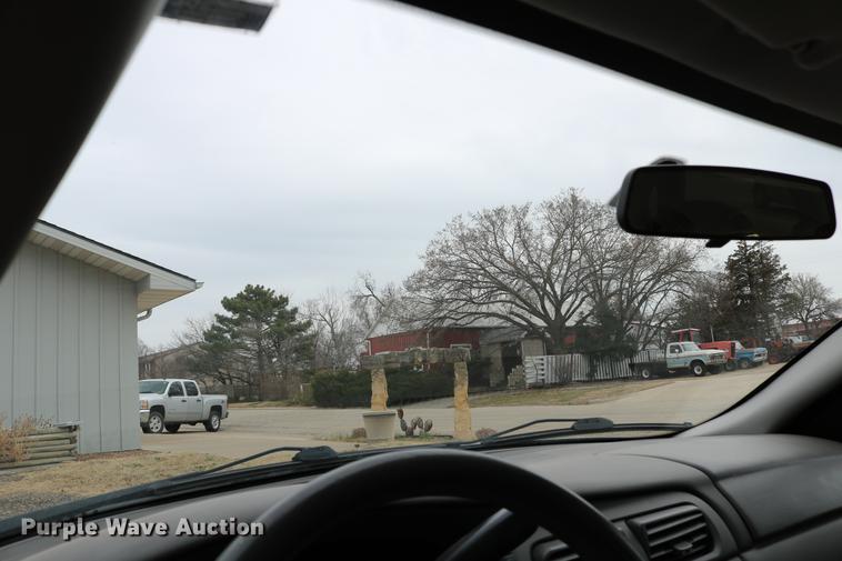 image for item DC7653 2006 Ford Taurus