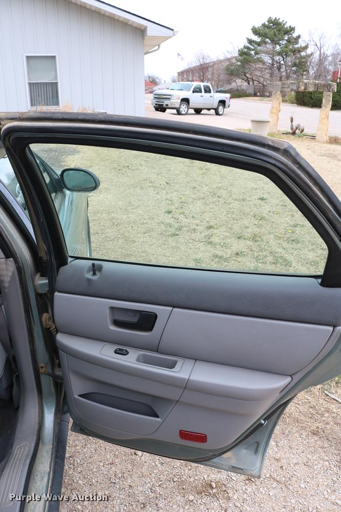 image for item DC7653 2006 Ford Taurus