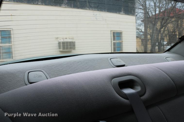 image for item DC7653 2006 Ford Taurus