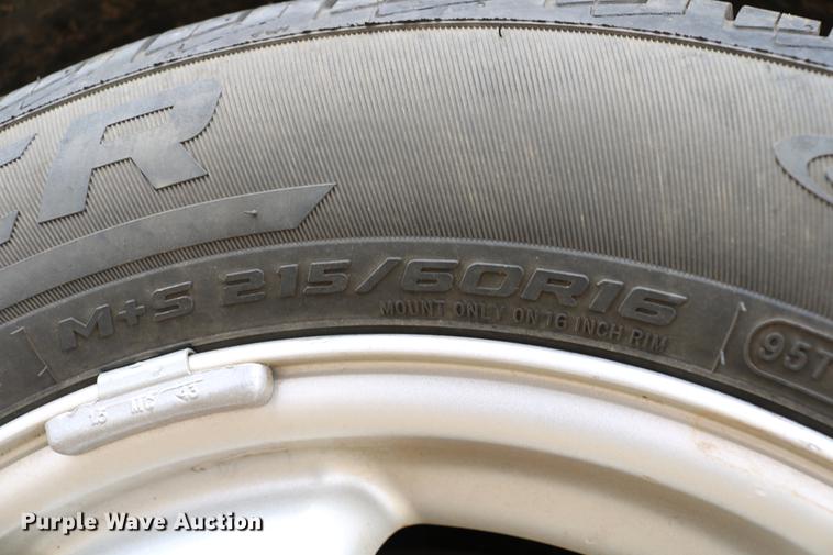 image for item DC7653 2006 Ford Taurus