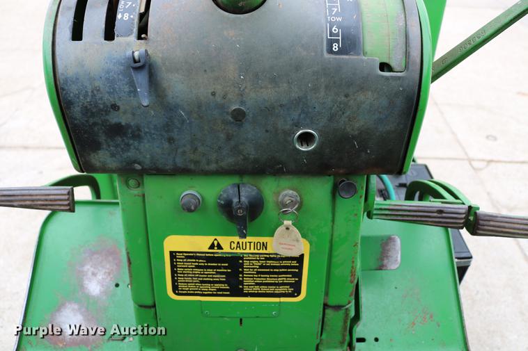 image for item DC7658 John Deere 2520 tractor