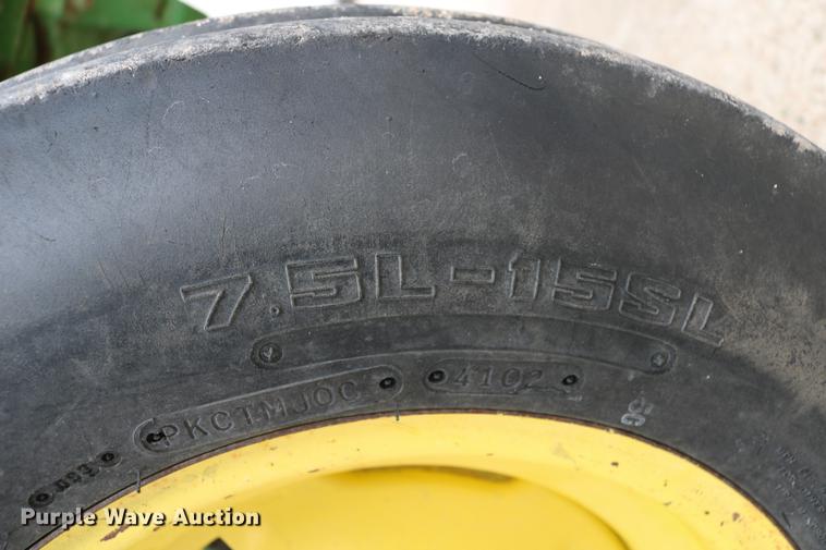 image for item DC7658 John Deere 2520 tractor