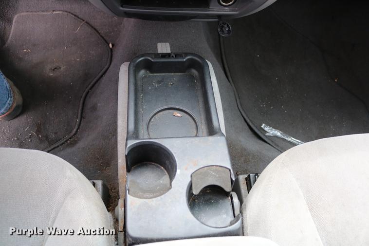 image for item DC7660 2005 Ford Taurus