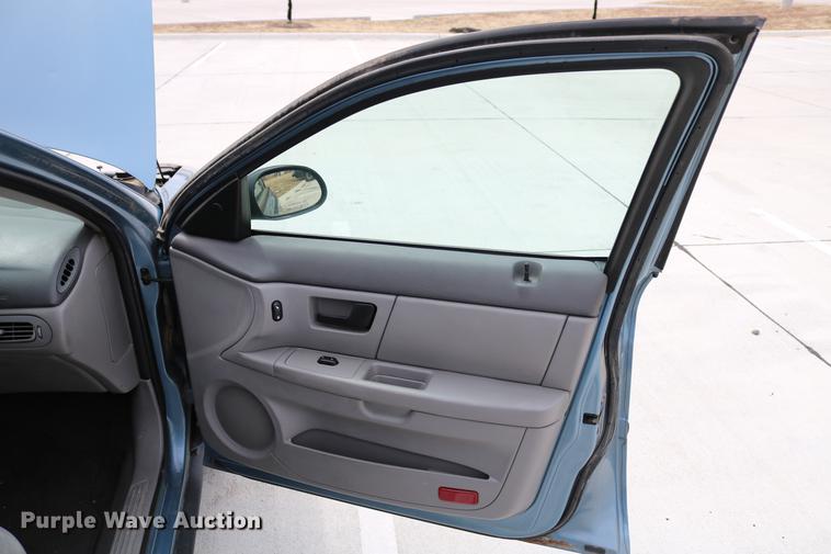 image for item DC7660 2005 Ford Taurus