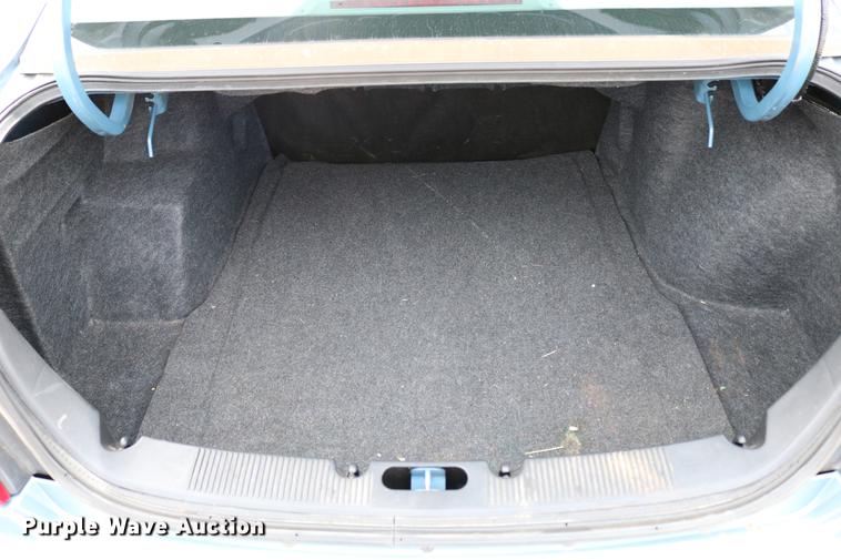 image for item DC7660 2005 Ford Taurus