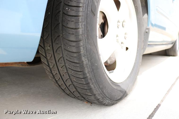 image for item DC7660 2005 Ford Taurus