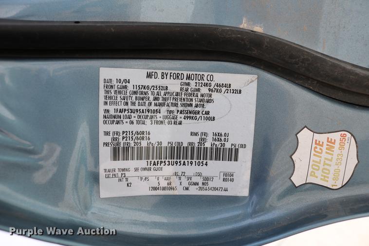 image for item DC7660 2005 Ford Taurus