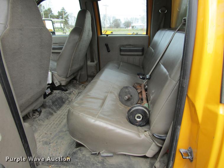 image for item DD7426 2008 Ford F550 Crew Cab dump truck