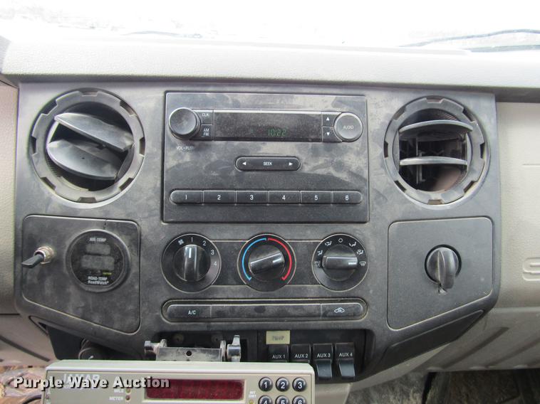 image for item DD7426 2008 Ford F550 Crew Cab dump truck