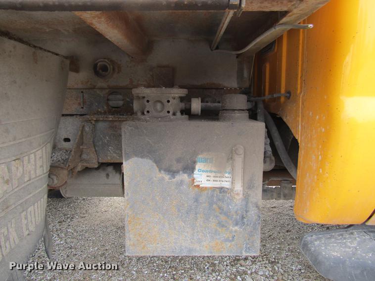 image for item DD7426 2008 Ford F550 Crew Cab dump truck