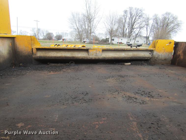 image for item DD7426 2008 Ford F550 Crew Cab dump truck