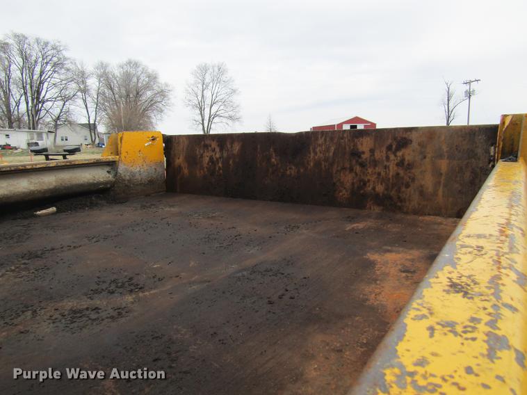 image for item DD7426 2008 Ford F550 Crew Cab dump truck