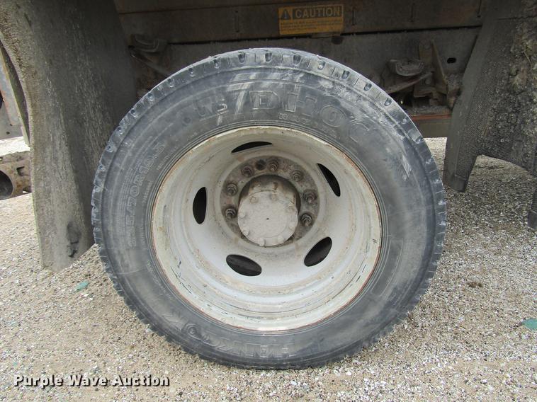 image for item DD7426 2008 Ford F550 Crew Cab dump truck