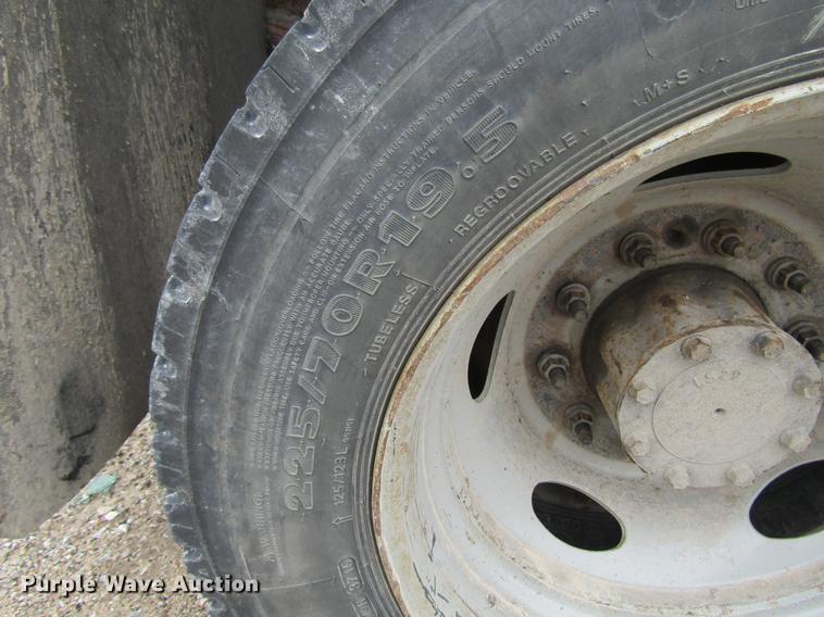 image for item DD7426 2008 Ford F550 Crew Cab dump truck