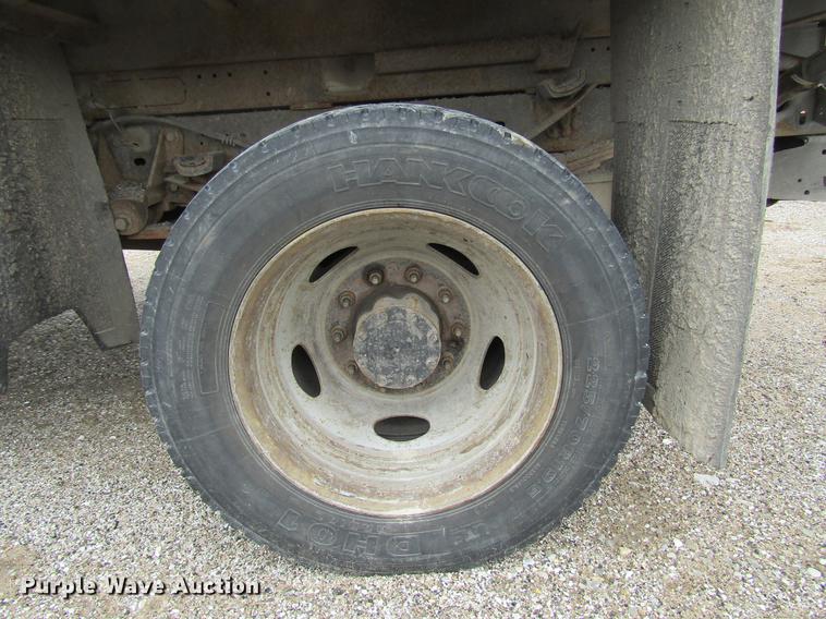 image for item DD7426 2008 Ford F550 Crew Cab dump truck