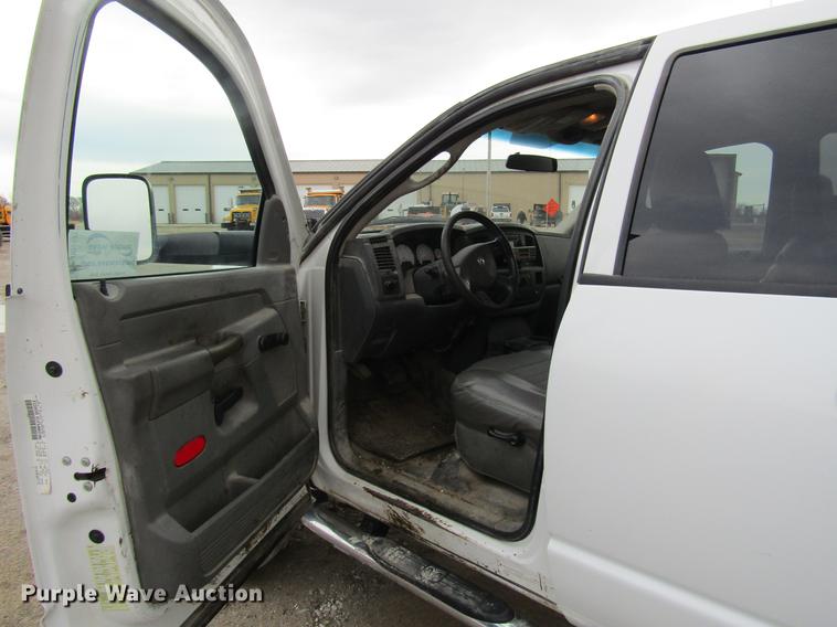 image for item DD7427 2009 Dodge Ram 5500 Quad Cab dump truck