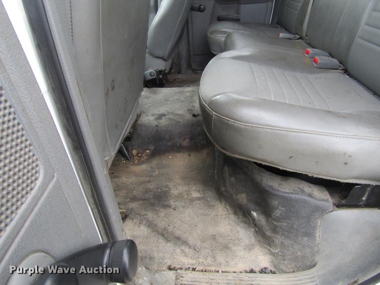 image for item DD7427 2009 Dodge Ram 5500 Quad Cab dump truck