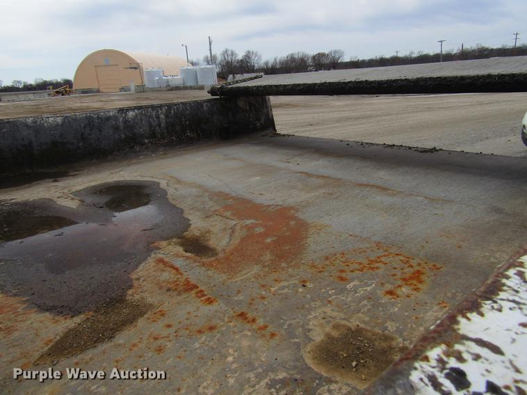 image for item DD7427 2009 Dodge Ram 5500 Quad Cab dump truck