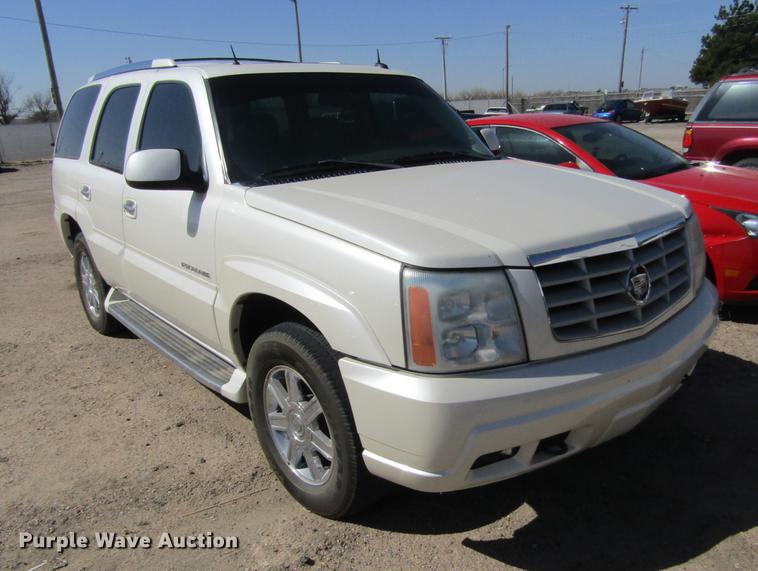 image for item DE6700 2002 Cadillac Escalade SUV