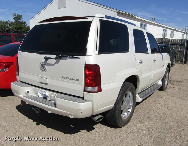 image for item DE6700 2002 Cadillac Escalade SUV
