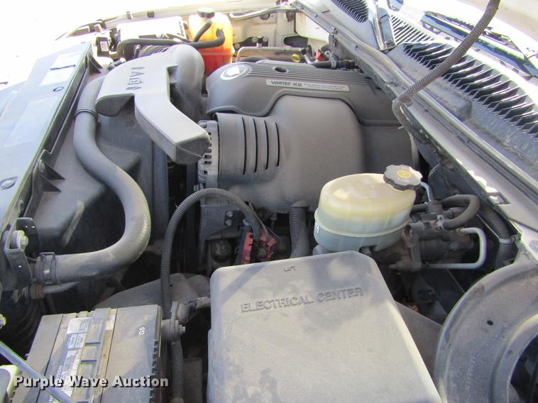 image for item DE6700 2002 Cadillac Escalade SUV