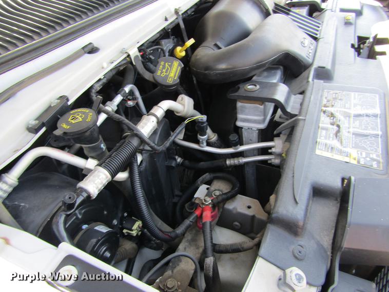 image for item DE6701 2010 Ford Econoline E450 shuttle bus