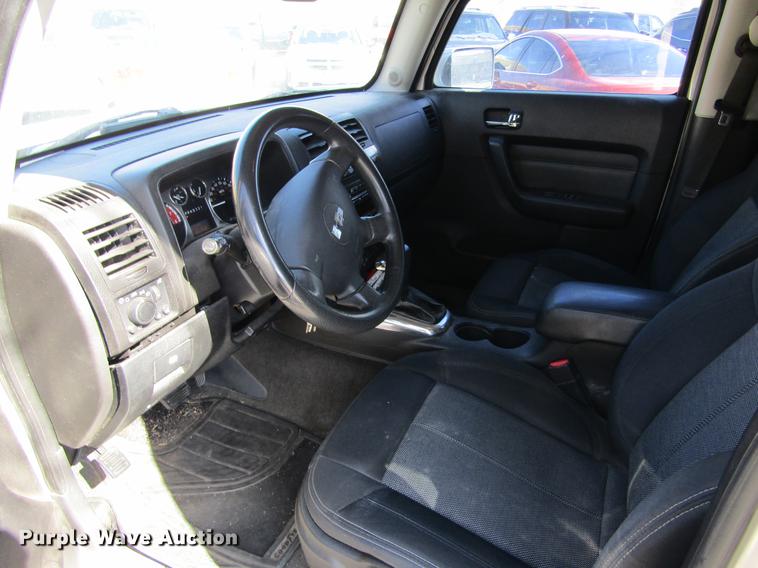 image for item DE6702 2006 Hummer H3 SUV