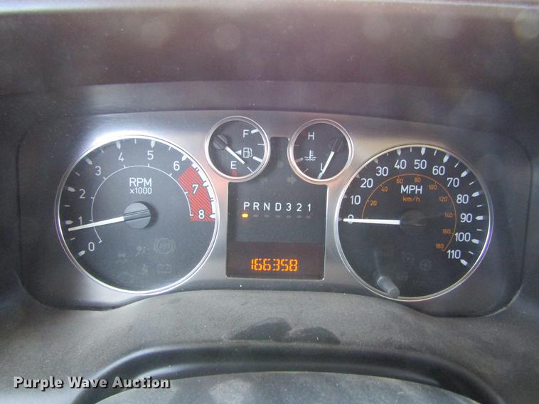 image for item DE6702 2006 Hummer H3 SUV