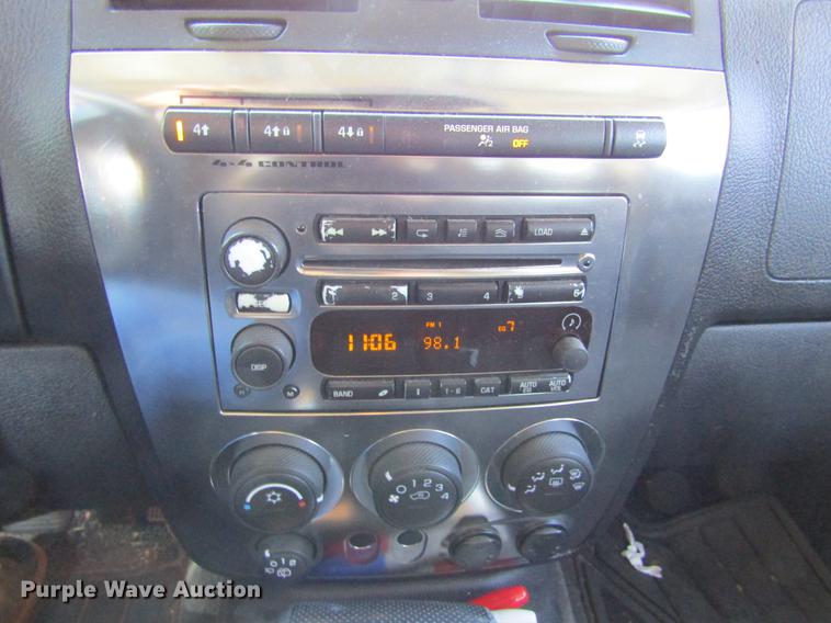 image for item DE6702 2006 Hummer H3 SUV