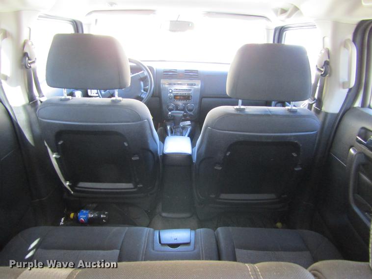 image for item DE6702 2006 Hummer H3 SUV