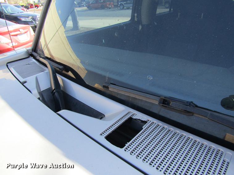 image for item DE6702 2006 Hummer H3 SUV