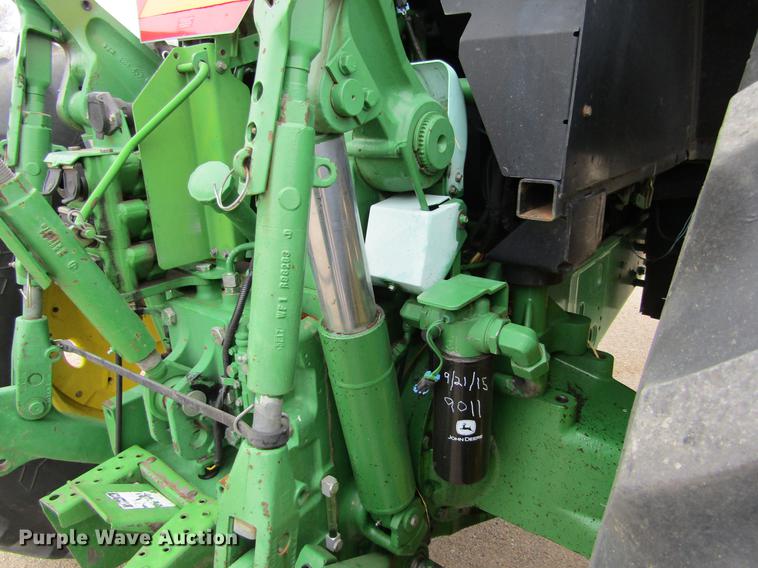 image for item DE6707 1995 John Deere 7600 tractor