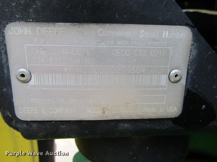 image for item DE6707 1995 John Deere 7600 tractor
