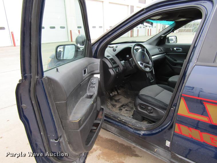 image for item DF3752 2013 Ford Explorer Police Interceptor SUV