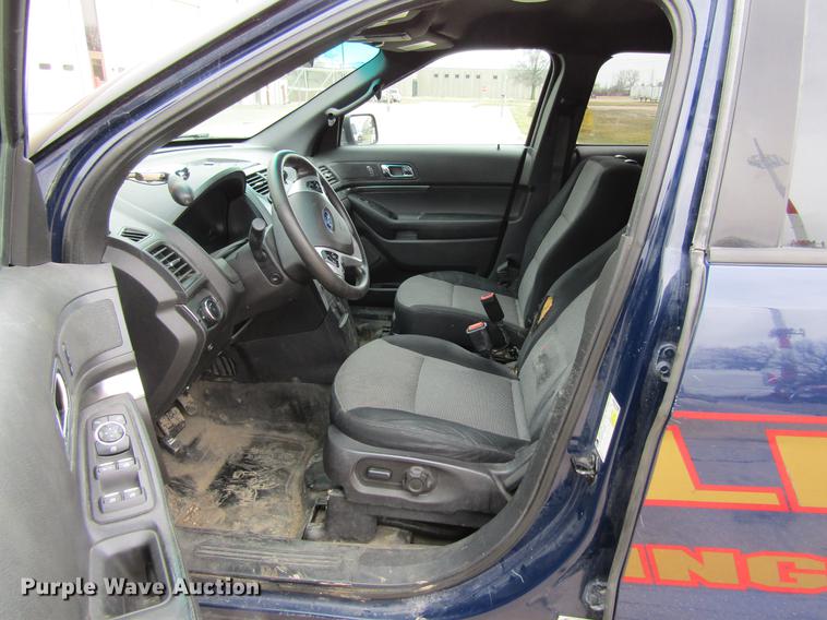 image for item DF3752 2013 Ford Explorer Police Interceptor SUV