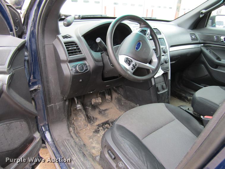 image for item DF3752 2013 Ford Explorer Police Interceptor SUV