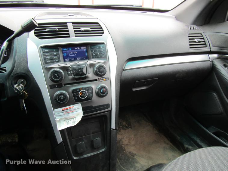 image for item DF3752 2013 Ford Explorer Police Interceptor SUV