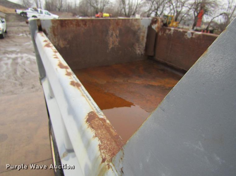 image for item DF3755 1991 International 4900 dump truck