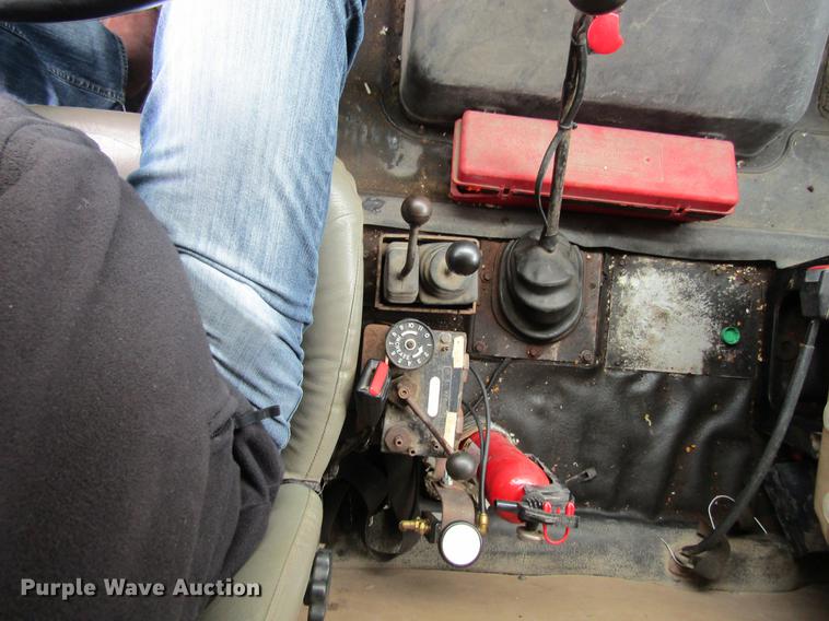 image for item DF3755 1991 International 4900 dump truck