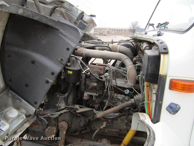 image for item DF3755 1991 International 4900 dump truck