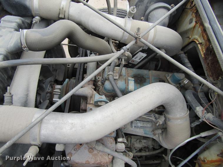 image for item DF3755 1991 International 4900 dump truck