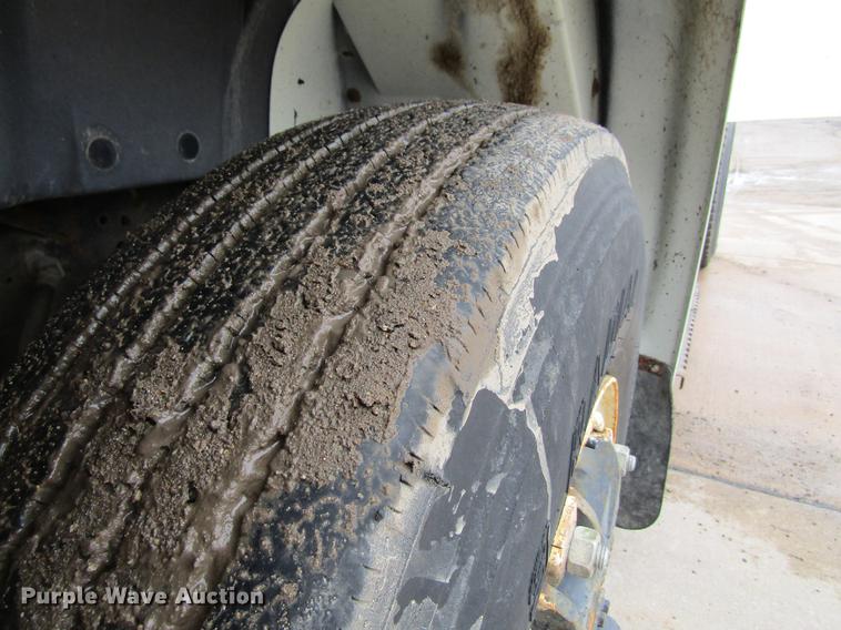 image for item DF3755 1991 International 4900 dump truck